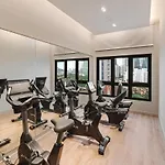 Modern Art 2Br Agile Bukit Bintang By Rumabnb